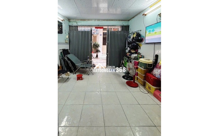 Bán nhà nhỏ 3 tầng tại Văn Thân, Quận 6, TP.HCM, 3ty8x